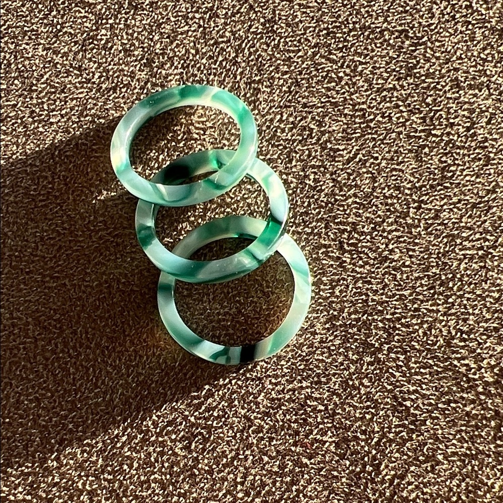 Green Marble Patterned Rings - Picture 2 of 2